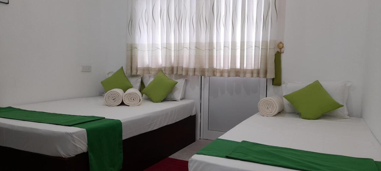 Senomaal Sigiri Resort Дамбула Екстериор снимка