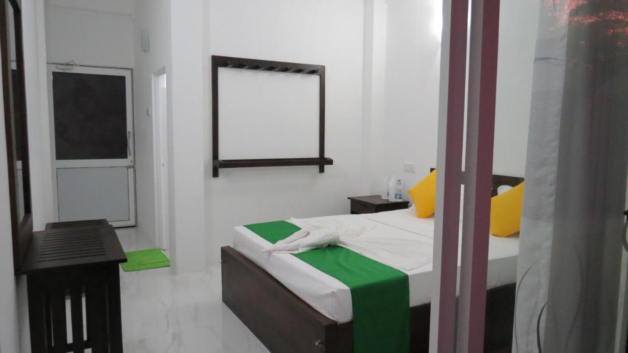 Senomaal Sigiri Resort Дамбула Екстериор снимка